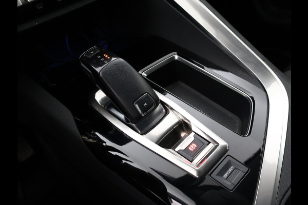 Peugeot 3008 1.2 PT 130 PK AUT. + TREKHAAK | 18 INCH | CAMERA | APPLE CARPLAY
