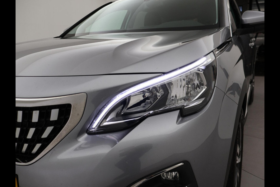 Peugeot 3008 1.2 PT 130 PK AUT. + TREKHAAK | 18 INCH | CAMERA | APPLE CARPLAY