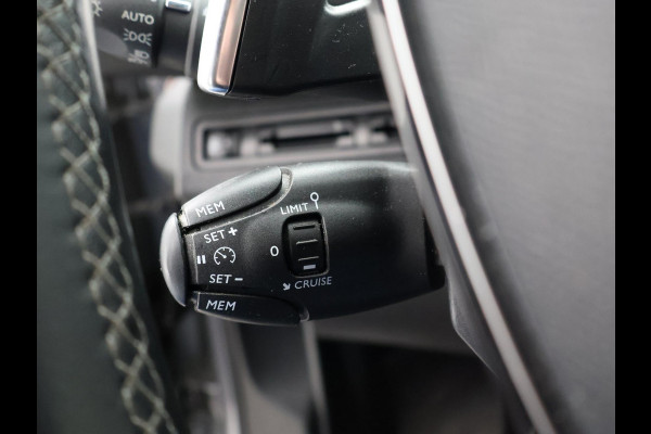 Peugeot 3008 1.2 PT 130 PK AUT. + TREKHAAK | 18 INCH | CAMERA | APPLE CARPLAY