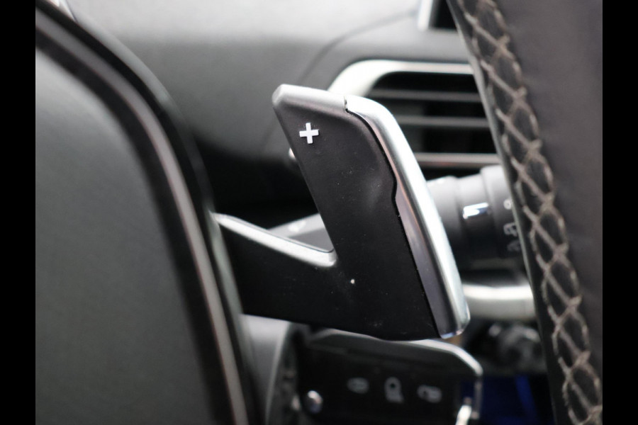 Peugeot 3008 1.2 PT 130 PK AUT. + TREKHAAK | 18 INCH | CAMERA | APPLE CARPLAY