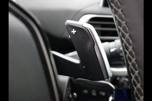 Peugeot 3008 1.2 PT 130 PK AUT. + TREKHAAK | 18 INCH | CAMERA | APPLE CARPLAY