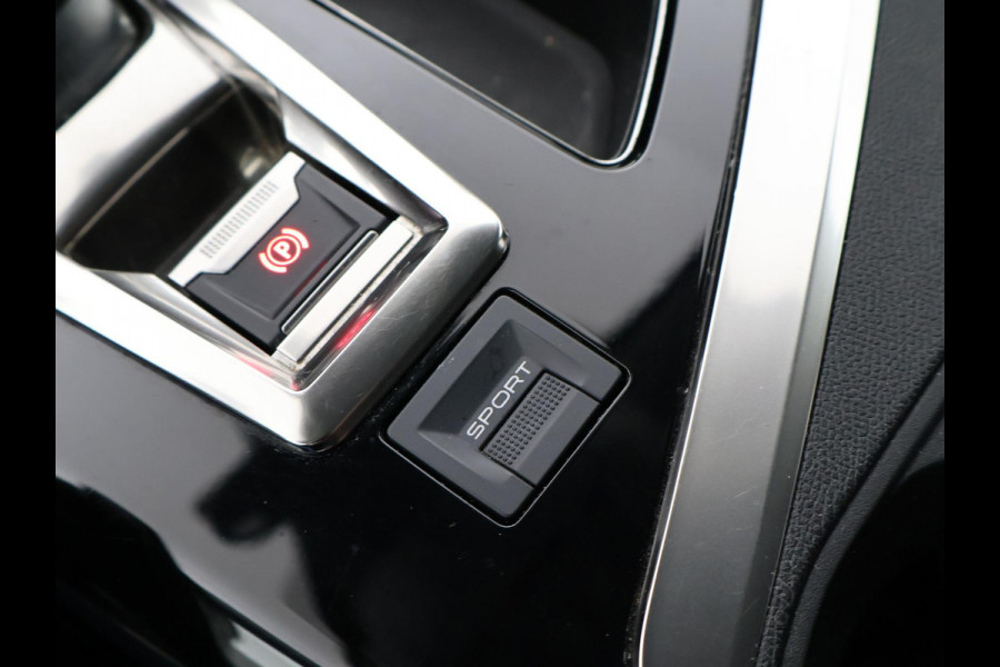 Peugeot 3008 1.2 PT 130 PK AUT. + TREKHAAK | 18 INCH | CAMERA | APPLE CARPLAY