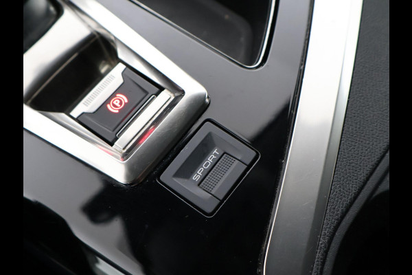 Peugeot 3008 1.2 PT 130 PK AUT. + TREKHAAK | 18 INCH | CAMERA | APPLE CARPLAY