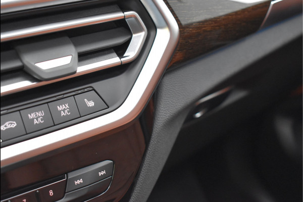 BMW X3 xDrive30e M-Sport Pakket 292 Pk Pano Tartufo Leder Individual HUD Memory Laser 20 Inch