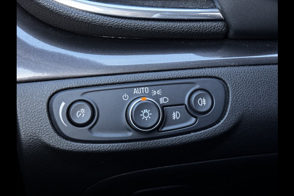 Opel Mokka X 1.4 Turbo 140Pk Innovation | Trekhaak | 19'' | Camera | Stoel & Stuurverw. | LED | Prijs Rijklaar!!