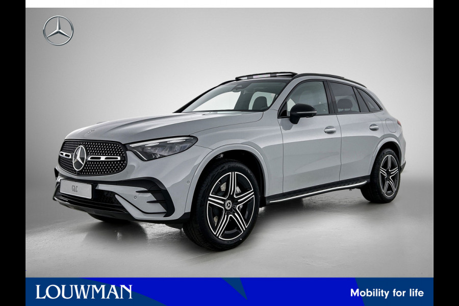 Mercedes-Benz GLC 300e 4MATIC Sport Edition | Premium pakket | Trekhaak | Treeplanken | Nightpakket | 360°-camera | Smartphone integratie | DIGITAL LIGHT | Augmented Reality navigatie | Memorypakket |