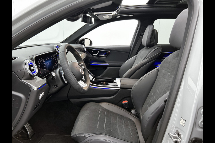 Mercedes-Benz GLC 300e 4MATIC Sport Edition | Premium pakket | Trekhaak | Treeplanken | Nightpakket | 360°-camera | Smartphone integratie | DIGITAL LIGHT | Augmented Reality navigatie | Memorypakket |