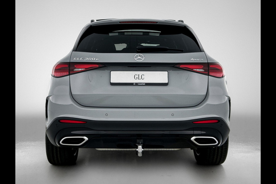 Mercedes-Benz GLC 300e 4MATIC Sport Edition | Premium pakket | Trekhaak | Treeplanken | Nightpakket | 360°-camera | Smartphone integratie | DIGITAL LIGHT | Augmented Reality navigatie | Memorypakket |