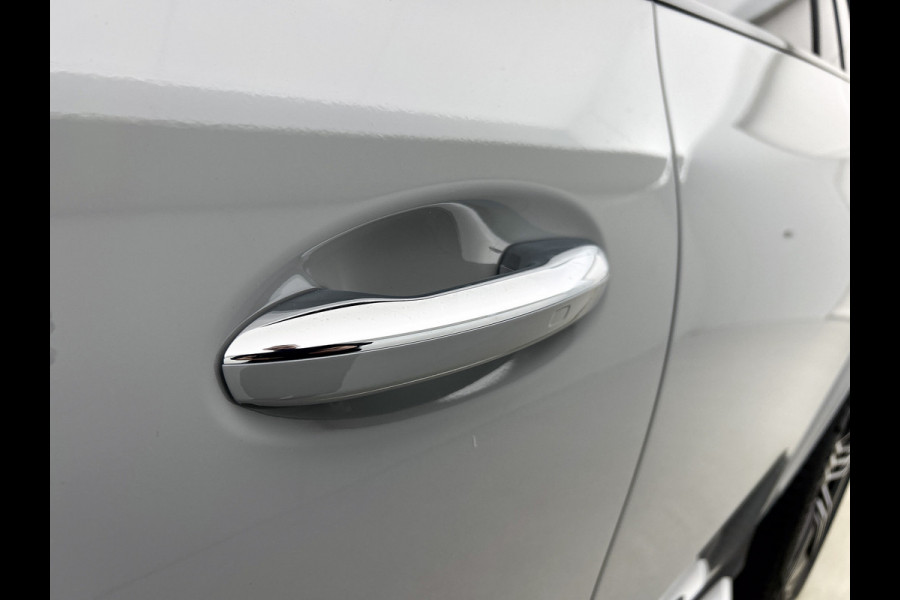 Mercedes-Benz GLC 300e 4MATIC Sport Edition | Premium pakket | Trekhaak | Treeplanken | Nightpakket | 360°-camera | Smartphone integratie | DIGITAL LIGHT | Augmented Reality navigatie | Memorypakket |