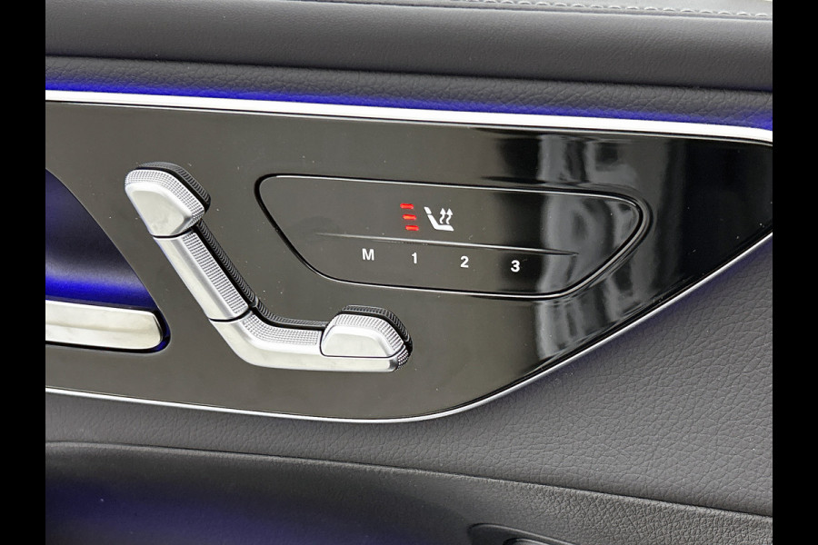 Mercedes-Benz GLC 300e 4MATIC Sport Edition | Premium pakket | Trekhaak | Treeplanken | Nightpakket | 360°-camera | Smartphone integratie | DIGITAL LIGHT | Augmented Reality navigatie | Memorypakket |