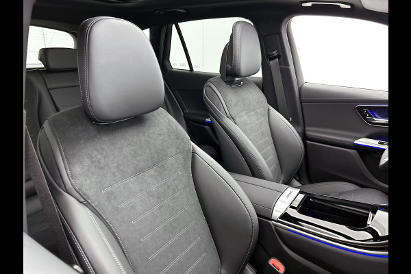 Mercedes-Benz GLC 300e 4MATIC Sport Edition | Premium pakket | Trekhaak | Treeplanken | Nightpakket | 360°-camera | Smartphone integratie | DIGITAL LIGHT | Augmented Reality navigatie | Memorypakket |