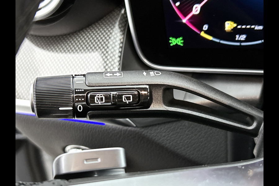 Mercedes-Benz GLC 300e 4MATIC Sport Edition | Premium pakket | Trekhaak | Treeplanken | Nightpakket | 360°-camera | Smartphone integratie | DIGITAL LIGHT | Augmented Reality navigatie | Memorypakket |