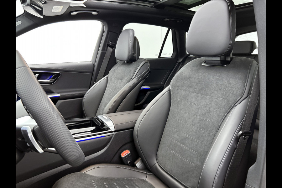 Mercedes-Benz GLC 300e 4MATIC Sport Edition | Premium pakket | Trekhaak | Treeplanken | Nightpakket | 360°-camera | Smartphone integratie | DIGITAL LIGHT | Augmented Reality navigatie | Memorypakket |