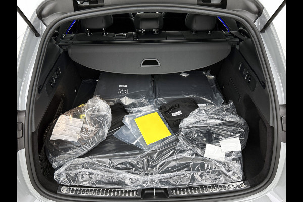 Mercedes-Benz GLC 300e 4MATIC Sport Edition | Premium pakket | Trekhaak | Treeplanken | Nightpakket | 360°-camera | Smartphone integratie | DIGITAL LIGHT | Augmented Reality navigatie | Memorypakket |