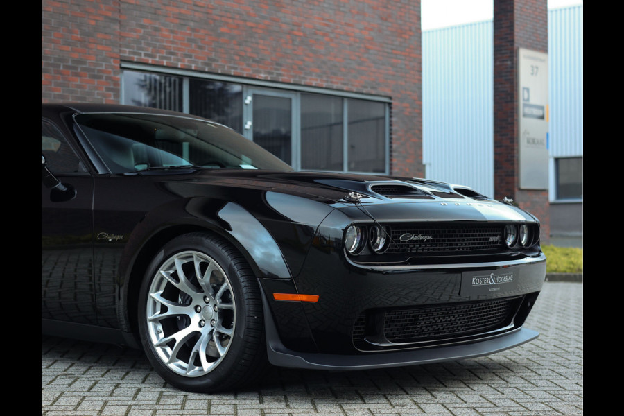 Dodge Challenger SRT Hellcat Redeye Black Ghost | 1/300 - 1e eig. - Org. EU