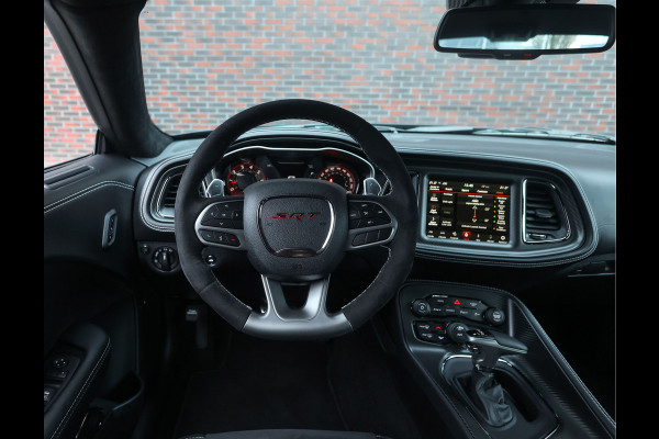 Dodge Challenger SRT Hellcat Redeye Black Ghost | 1/300 - 1e eig. - Org. EU