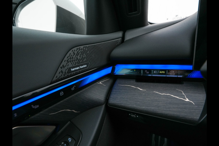 BMW i5 eDrive 40 M-Sport 84 kWh [ 3-Fase ] { SOH-96% } (INCL-BTW) *PANO | HEAD-UP | TWO-TONE-LUXURY-LEATHER | FULL-LED | BLIND-SPOT | HARMAN-KARDON-SURROUND | COMFORTSEATS |  WIDESCREEN-DIGICOCKPIT | AMBIENT-LIGHT | KEYLESS | TOPVIEW | DAB | ...