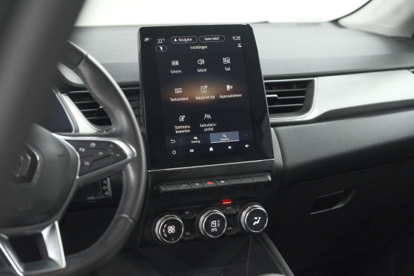 Renault Captur 1.6 E-Tech Plug-in Hybrid 160 Intens | Camera | 9.3 Inch Groot Scherm | Apple Carplay | Parkeersensoren