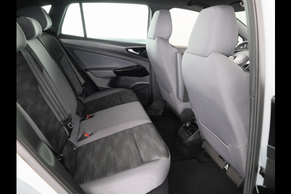 Volkswagen ID.4 Life 77 kWh 204 pk | Navigatie | Parkeersensoren | Adaptieve cruise control | LED koplampen | Stoelverwarming |