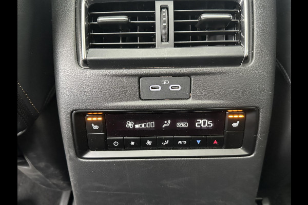 Mazda CX-80 2.5 e-SkyActiv PHEV Homura Plus VAN: €59.900,- VOOR: €55.877,- UW EINDEJAARSVOORDEEL: €4.023,- 3 FASE | MEGA VOL! | 7 PERSOONS | 6jr fabrieks garantie!