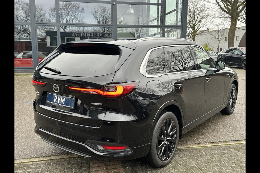 Mazda CX-80 2.5 e-SkyActiv PHEV Homura Plus VAN: €59.900,- VOOR: €55.877,- UW EINDEJAARSVOORDEEL: €4.023,- 3 FASE | MEGA VOL! | 7 PERSOONS | 6jr fabrieks garantie!