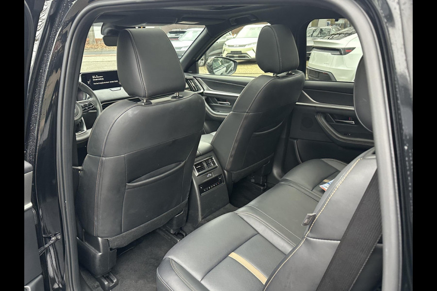 Mazda CX-80 2.5 e-SkyActiv PHEV Homura Plus VAN: €59.900,- VOOR: €55.877,- UW EINDEJAARSVOORDEEL: €4.023,- 3 FASE | MEGA VOL! | 7 PERSOONS | 6jr fabrieks garantie!