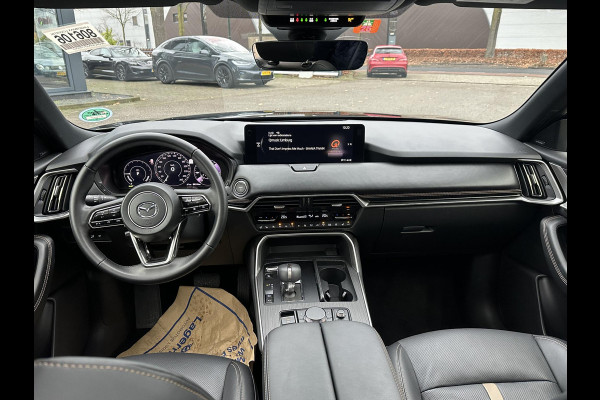 Mazda CX-80 2.5 e-SkyActiv PHEV Homura Plus VAN: €59.900,- VOOR: €55.877,- UW EINDEJAARSVOORDEEL: €4.023,- 3 FASE | MEGA VOL! | 7 PERSOONS | 6jr fabrieks garantie!