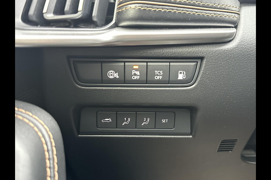 Mazda CX-80 2.5 e-SkyActiv PHEV Homura Plus VAN: €59.900,- VOOR: €55.877,- UW EINDEJAARSVOORDEEL: €4.023,- 3 FASE | MEGA VOL! | 7 PERSOONS | 6jr fabrieks garantie!