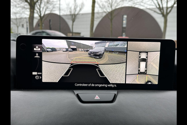 Mazda CX-80 2.5 e-SkyActiv PHEV Homura Plus VAN: €59.900,- VOOR: €55.877,- UW EINDEJAARSVOORDEEL: €4.023,- 3 FASE | MEGA VOL! | 7 PERSOONS | 6jr fabrieks garantie!