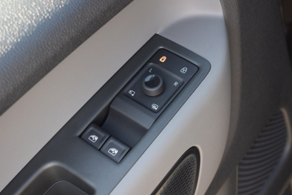 Volkswagen ID. Buzz ID.Buzz 77 kWh Pro 204 PK 5-ZITS | CAMERA | CARPLAY | INCL. BTW