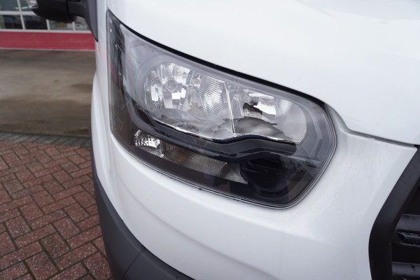 Ford Transit 350 2.0 TDCI 130PK L3H2 Trend nr. V137 | Airco | Cruise | Trekhaak | Apple cp-Android auto