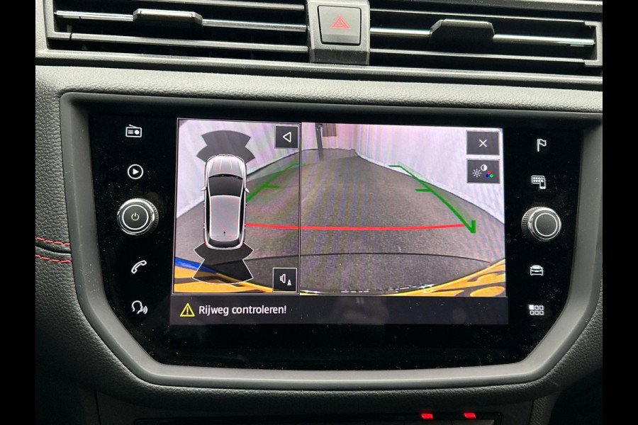 Seat Ibiza 1.0 TSI FR Business Intense Pano/dak Beats/Audio Achteruitrijcamera Trekhaak Origineel NL