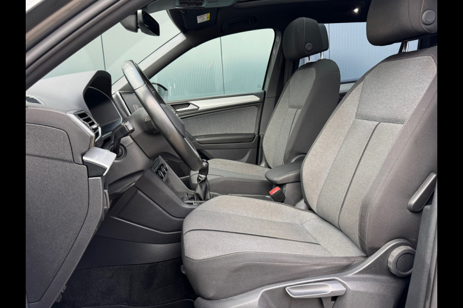 Seat Tarraco 1.5 TSI Style 7 persoons * Panorama * Trekhaak * Virtual Cockpit *