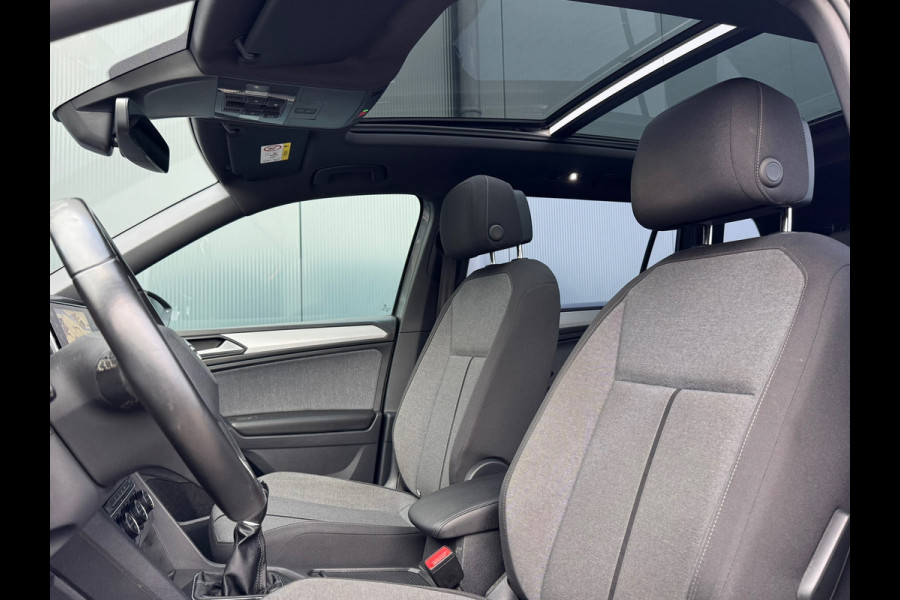 Seat Tarraco 1.5 TSI Style 7 persoons * Panorama * Trekhaak * Virtual Cockpit *