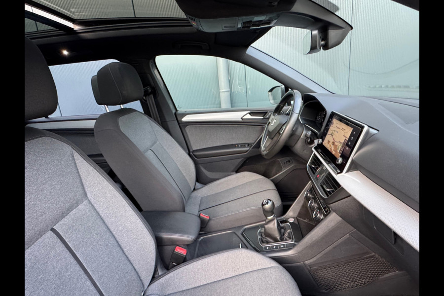 Seat Tarraco 1.5 TSI Style 7 persoons * Panorama * Trekhaak * Virtual Cockpit *