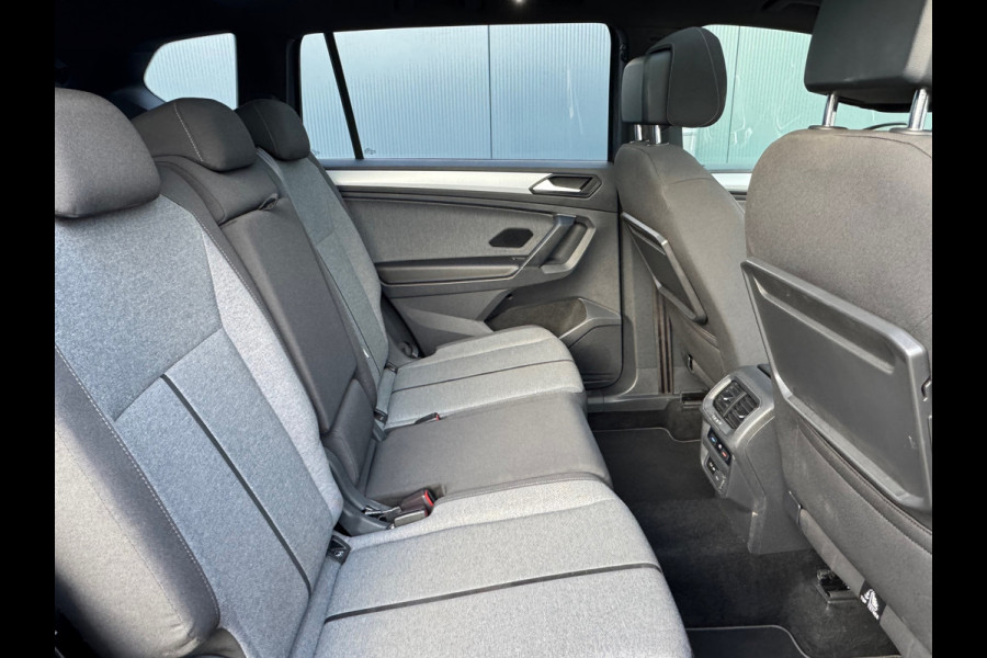 Seat Tarraco 1.5 TSI Style 7 persoons * Panorama * Trekhaak * Virtual Cockpit *