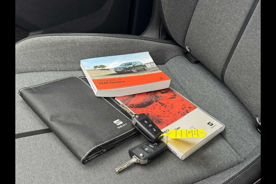 Seat Tarraco 1.5 TSI Style 7 persoons * Panorama * Trekhaak * Virtual Cockpit *