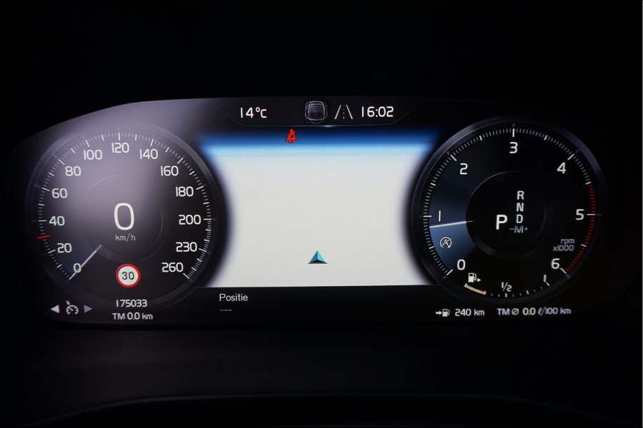 Volvo XC40 2.0 D3 Momentum Automaat Leder Parking-climate