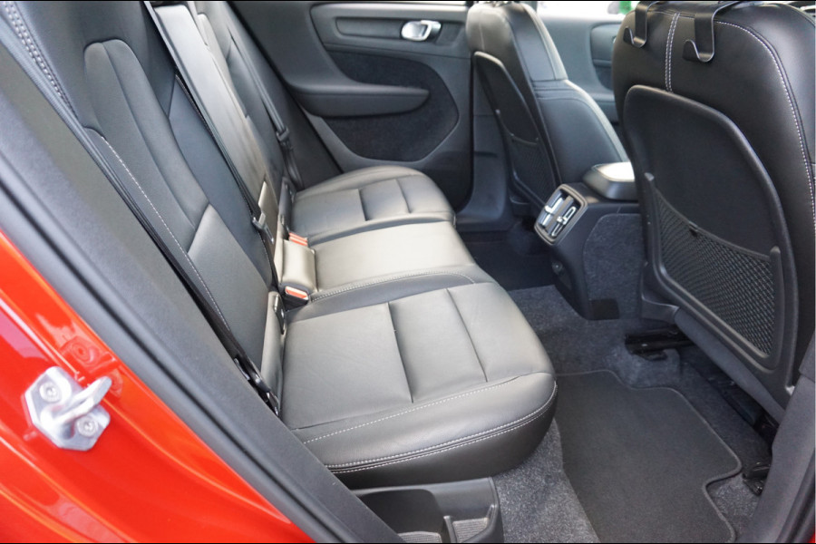 Volvo XC40 2.0 D3 Momentum Automaat Leder Parking-climate