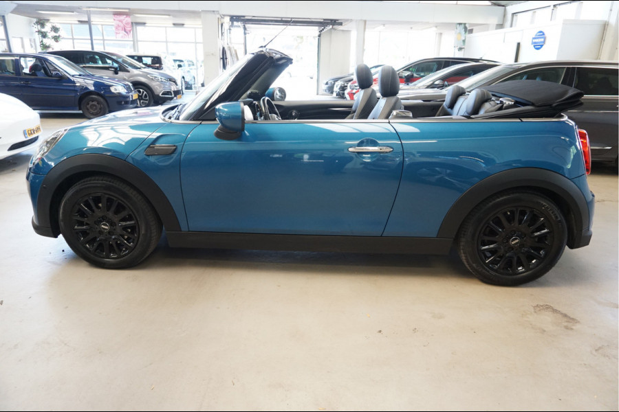 MINI Cabrio 1.5 Cooper Maximized Navi Stoelverw. Camera DAB Blis Incl. afleverbeurt en 12 Bovag garantie