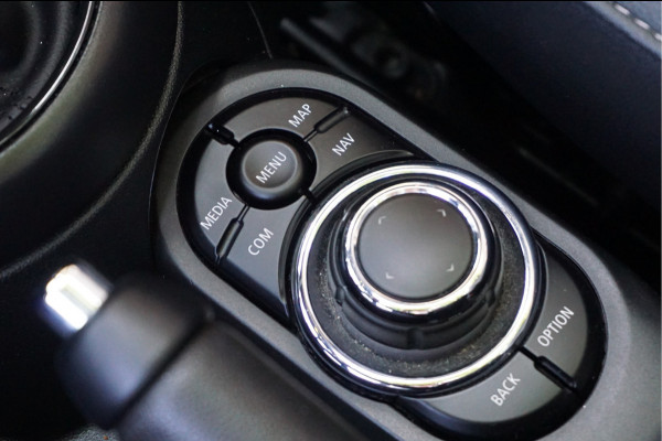 MINI Cabrio 1.5 Cooper Maximized Navi Stoelverw. Camera DAB Blis Incl. afleverbeurt en 12 Bovag garantie