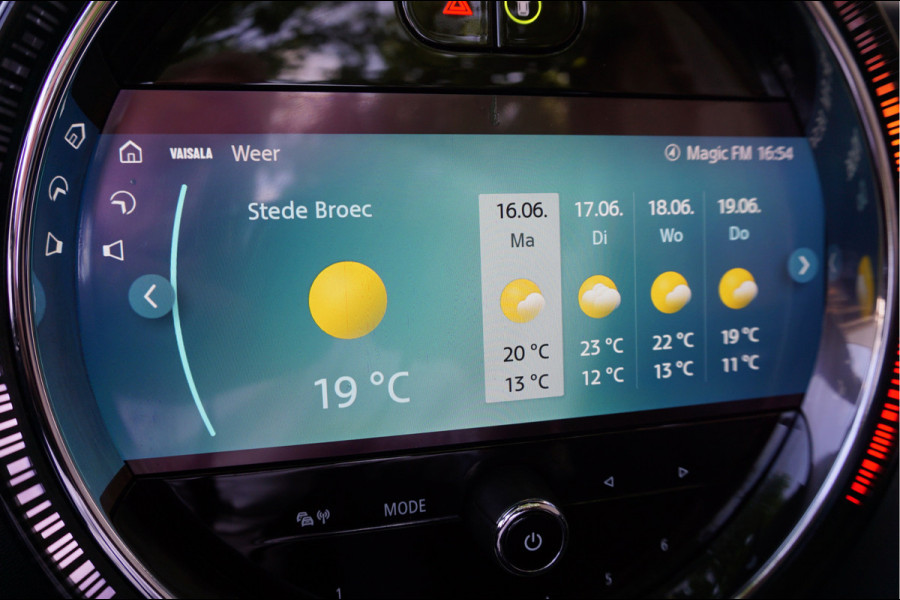 MINI Cabrio 1.5 Cooper Maximized Navi Stoelverw. Camera DAB Blis Incl. afleverbeurt en 12 Bovag garantie