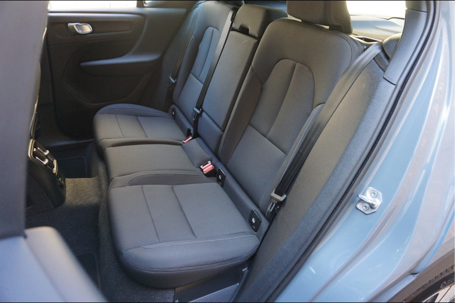 Volvo XC40 1.5 T4 Recharge Inscription Camera DAB Alarm Adaptieve Cruisecontrol