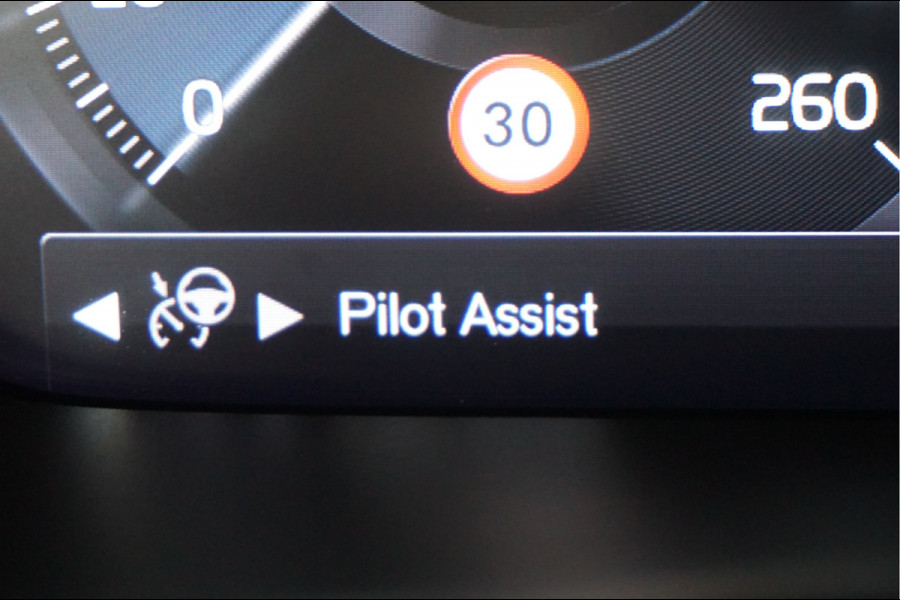 Volvo XC40 1.5 T4 Recharge Inscription Camera DAB Alarm Adaptieve Cruisecontrol