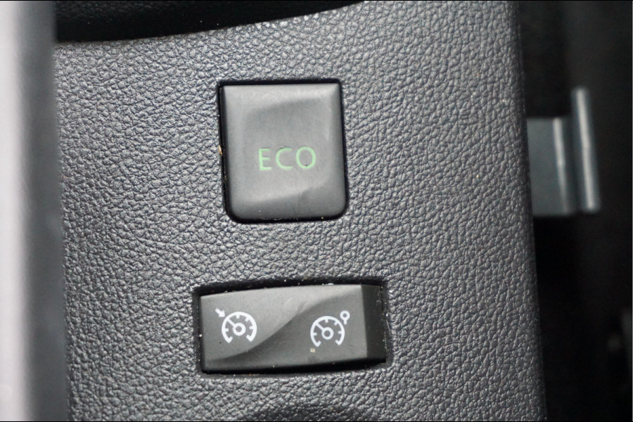 Renault Captur 1.3 TCe Intens Trekhaak Stoelverw. 150Pk