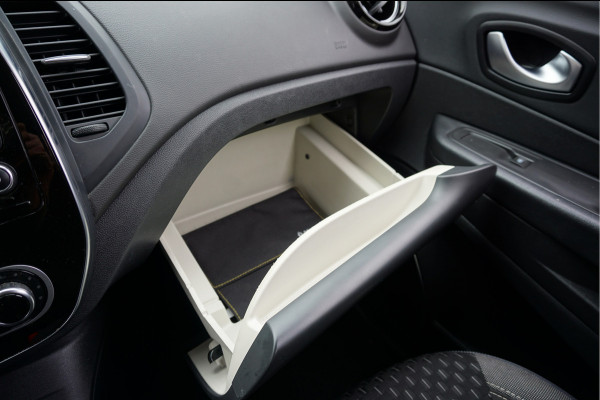 Renault Captur 1.3 TCe Intens Trekhaak Stoelverw. 150Pk