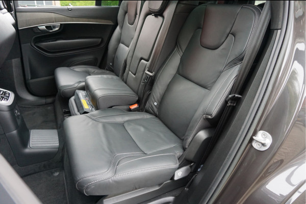 Volvo XC90 2.0 T8 Recharge AWD Ultimate Dark Luchtvering Trekhaak Incl. afleverbeurt en 12 Bovag garantie