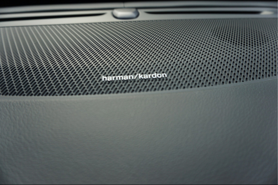 Volvo XC90 2.0 T8 Recharge AWD Ultimate Dark Luchtvering Trekhaak Incl. afleverbeurt en 12 Bovag garantie