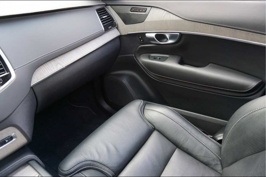 Volvo XC90 2.0 T8 Recharge AWD Ultimate Dark Luchtvering Trekhaak Incl. afleverbeurt en 12 Bovag garantie