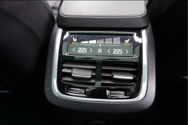 Volvo XC90 2.0 T8 Recharge AWD Ultimate Dark Luchtvering Trekhaak Incl. afleverbeurt en 12 Bovag garantie